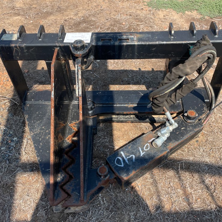 SKID STEER HYDRAULIC TREE PULLER