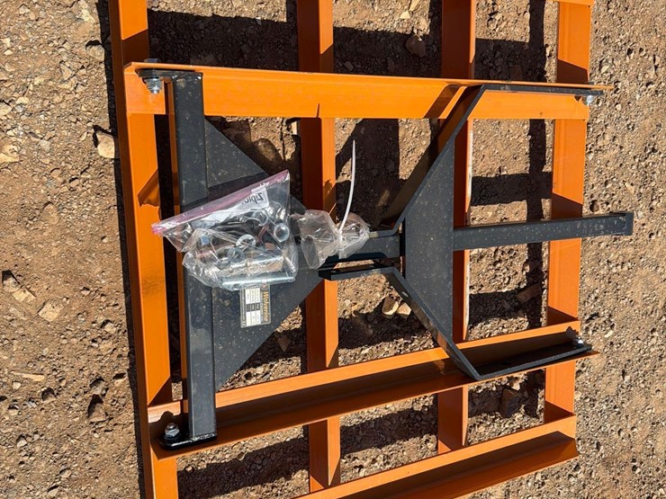 unused-wolverine-grader-tractor-attachment-image-2