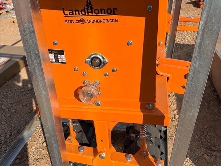 unused-landhonor-no-till-seed-drill-image-3