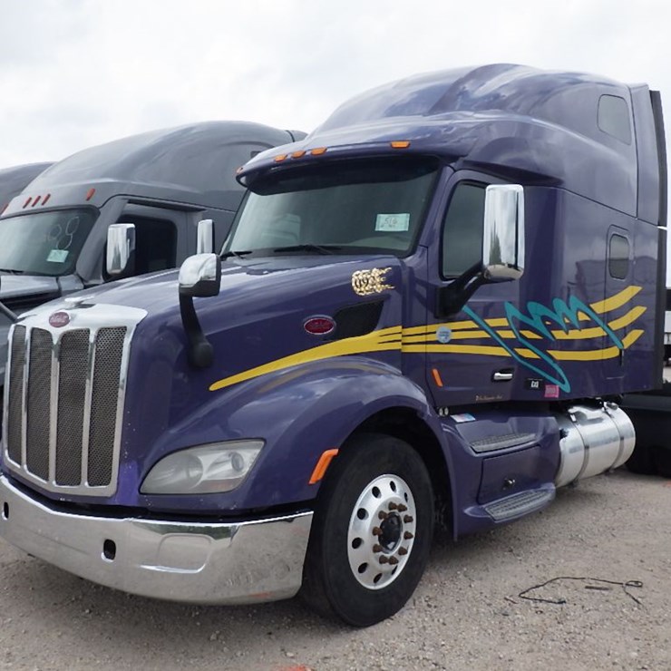 2020 PETERBILT 579