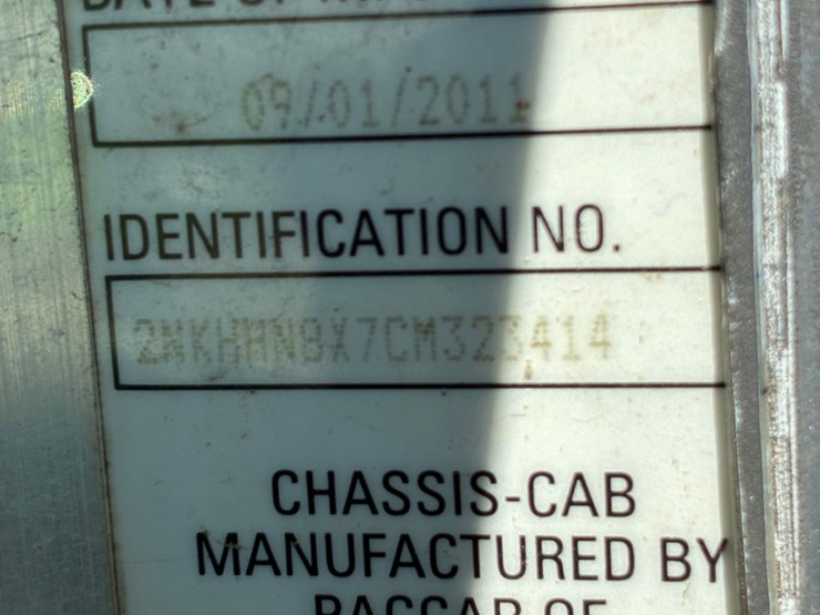 2012-kenworth-t370-image-23