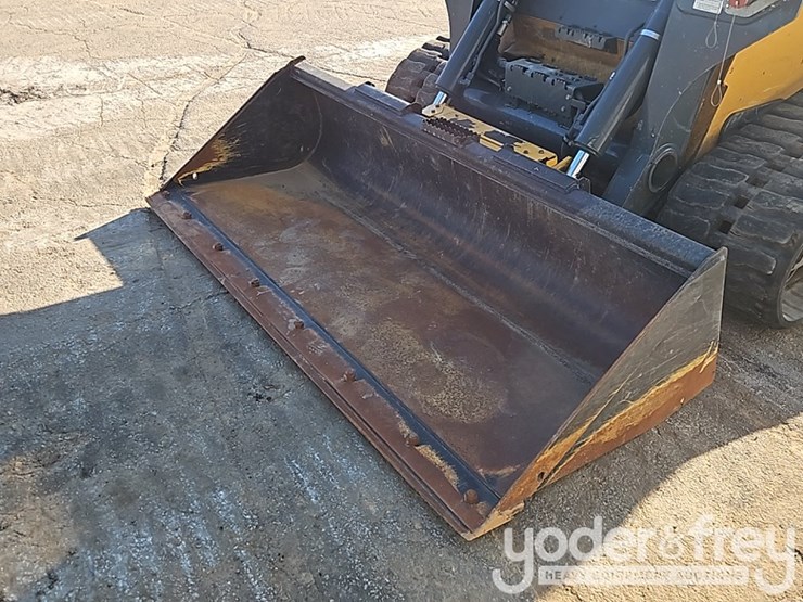 2024-deere-333g-image-11