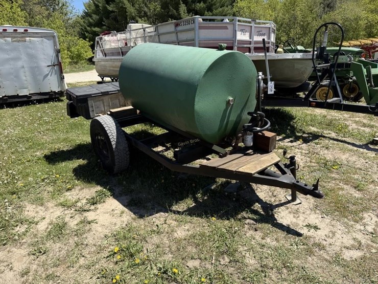 fuel-barrel-trailer-&-pump-image-3