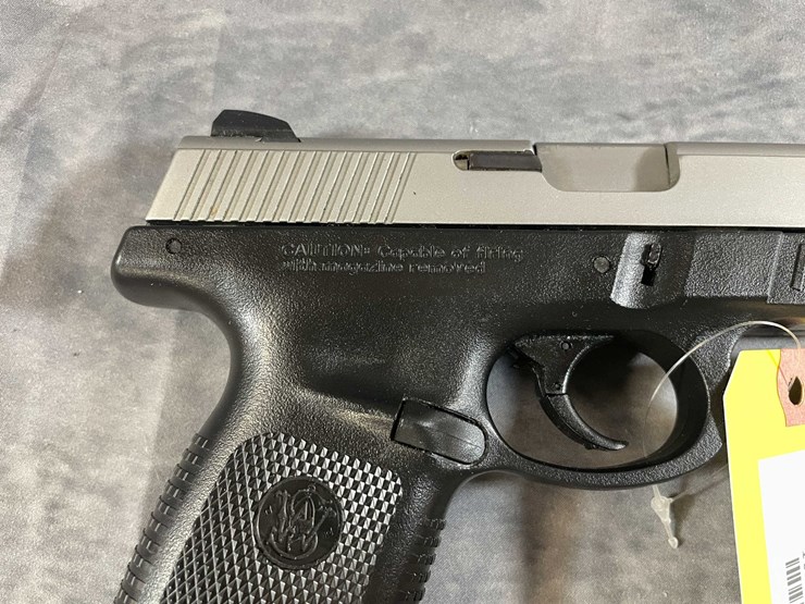 #10302-•-smith-&-wesson-sd9ve-9mm-luger-pistol,-sn:-pdy0420-image-4