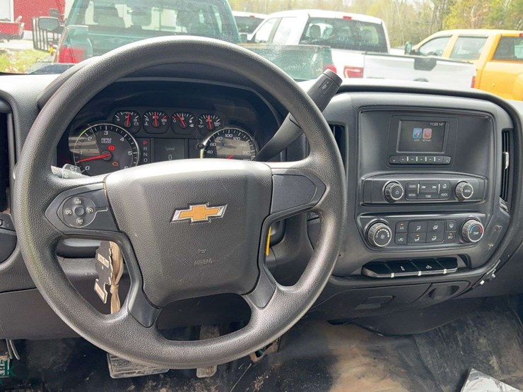 2017-chevrolet-silverado-1500-image-17