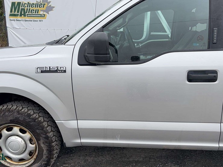 2016-ford-f150-image-24