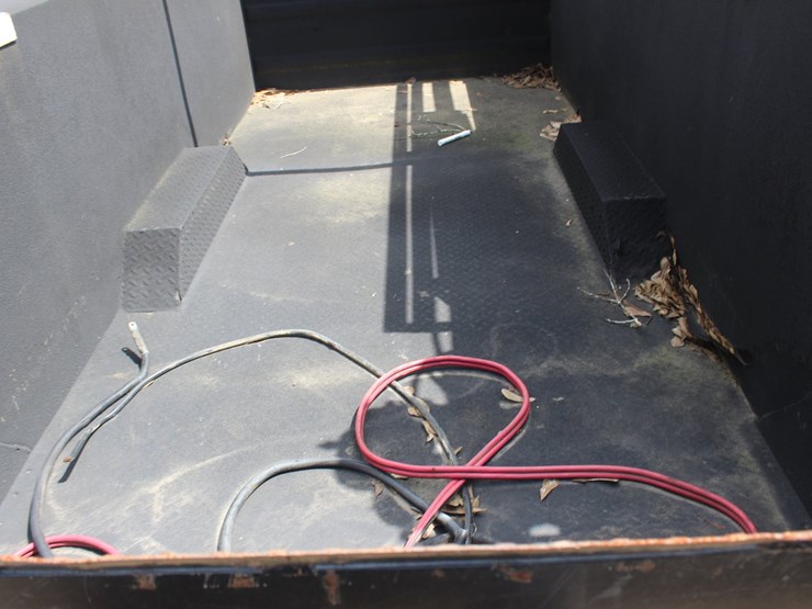#22036-•-service-bed-with-working-auto-crane-and-lift-gate-image-8