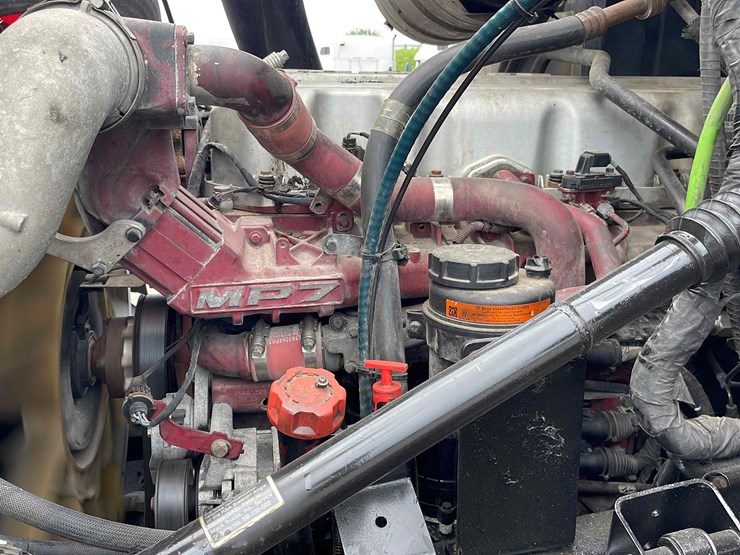 2014-mack-cxu613-image-7