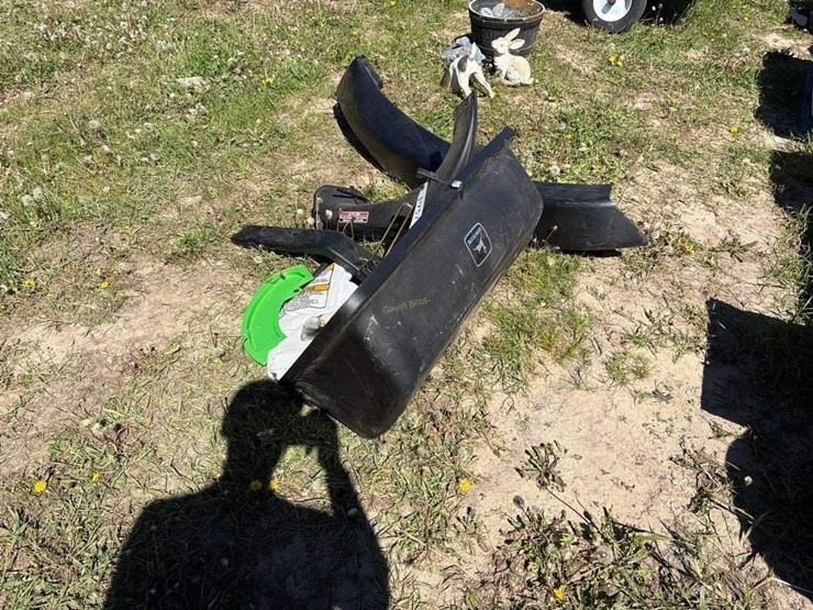john-deere-la-image-2