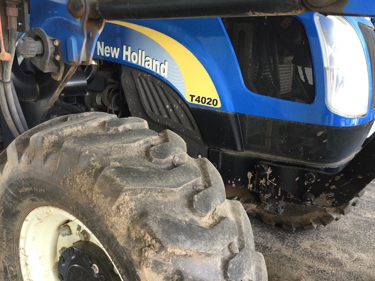 new-holland-t4020-image-4