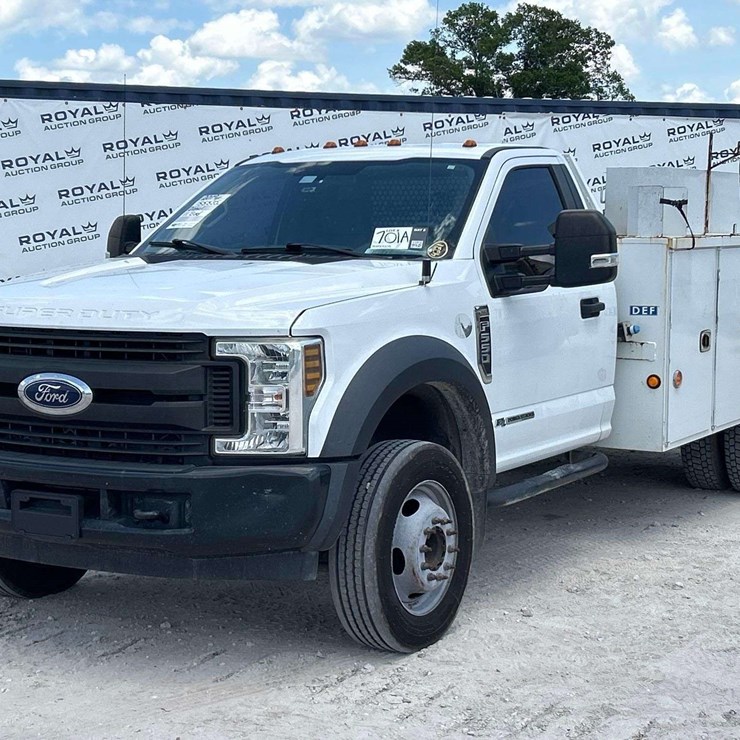 2019 FORD F550