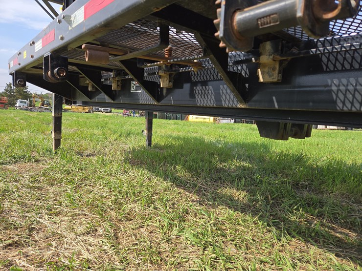 2015-precision-equipment-truss-gooseneck-trailer-image-31