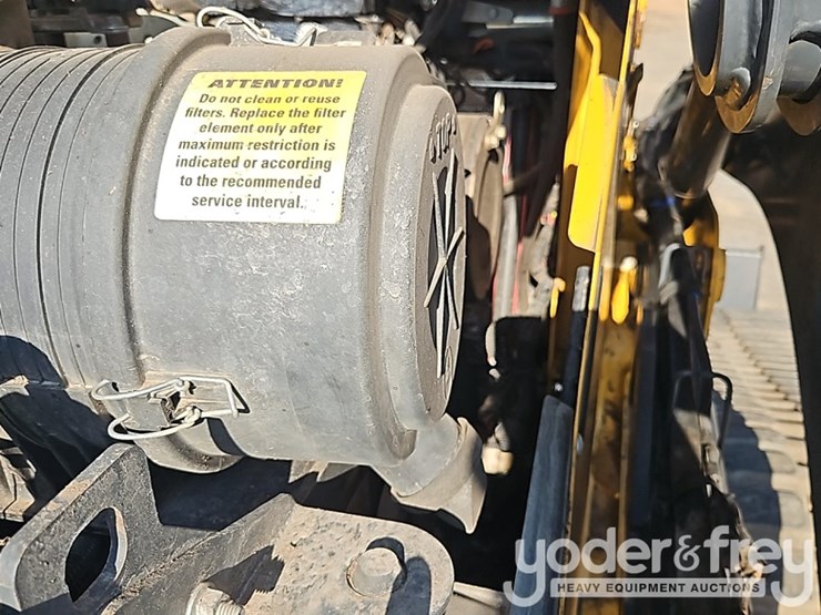 2024-deere-333g-image-28