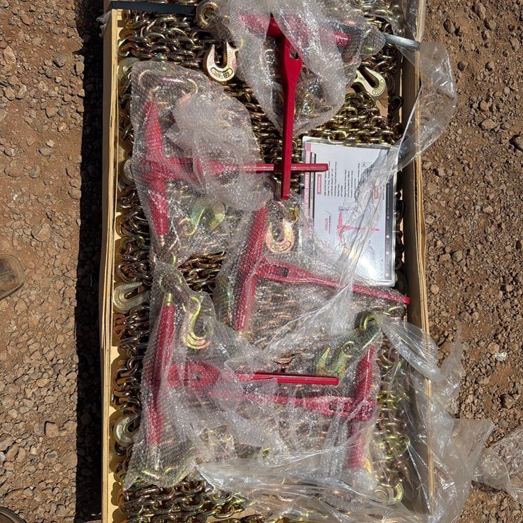 UNUSED LANDHONOR 9200 LBS RATCHET BINDERS & G70 CHAINS