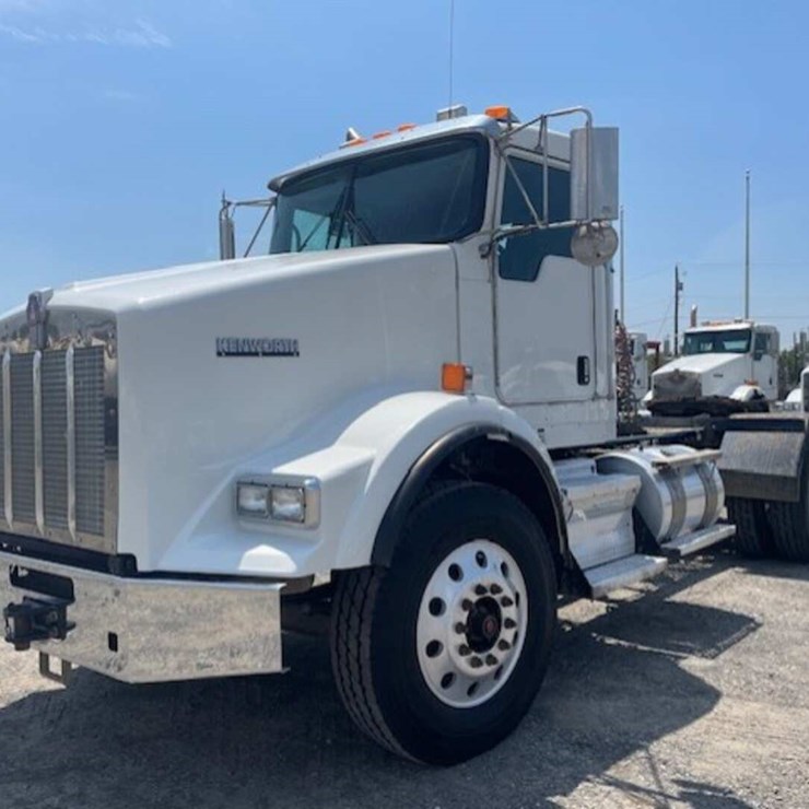 2019 KENWORTH T800