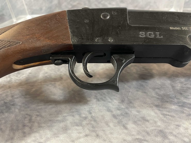 #10370-•-hatfield-gun-co-youth-model-20-ga-single-shot-shotgun,-sn:-20s22-003082-image-16