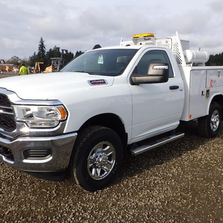 2024 DODGE RAM 2500