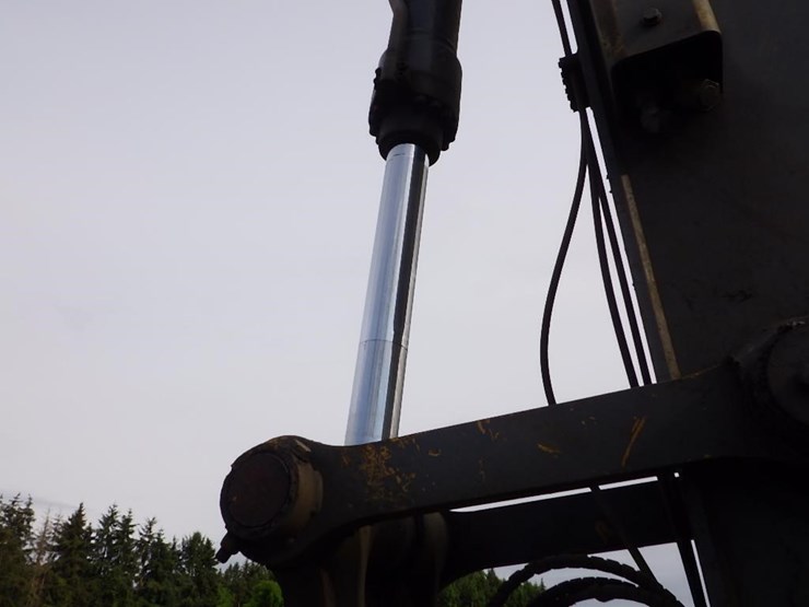 2017-deere-3754g-image-13