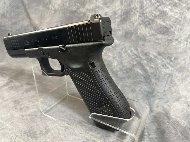 #10287-•-glock-17-gen-5-9mm-luger-pistol,-sn:-albx074-image-10