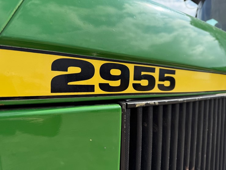 john-deere-2955-image-32
