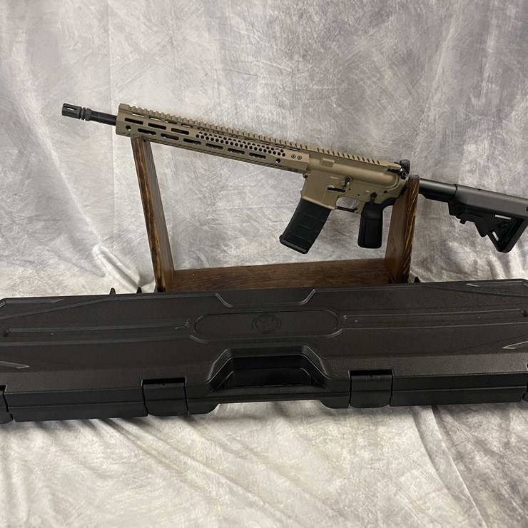 #10334 • Watchtower Arms Type 15M AR-15 5.56 NATO Semi-Auto Rifle, SN: T15MWT300469