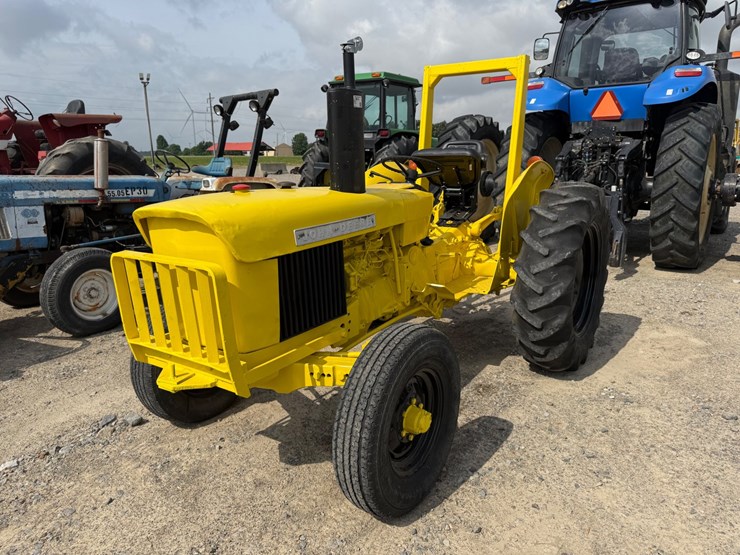 john-deere-301-image-1