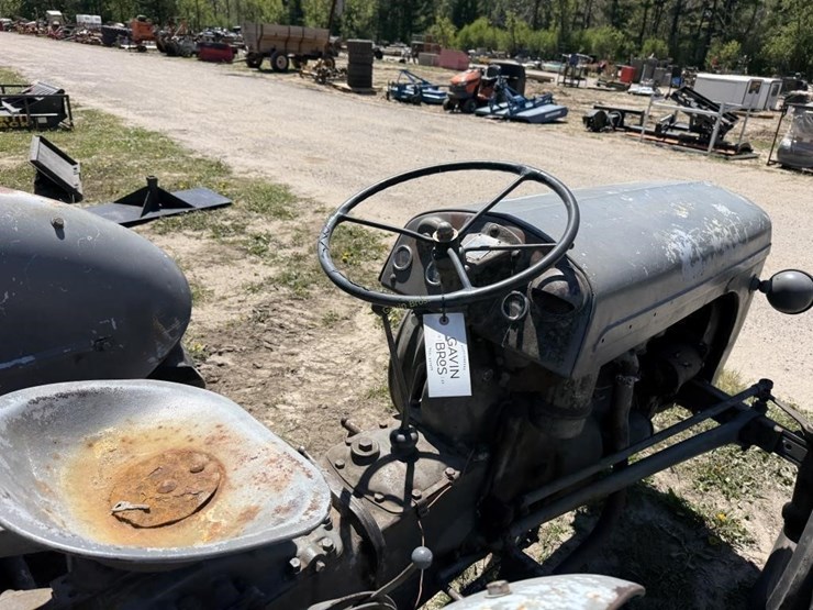 ferguson-30-tractor-image-6