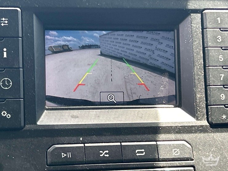 2019-ford-f150-image-19