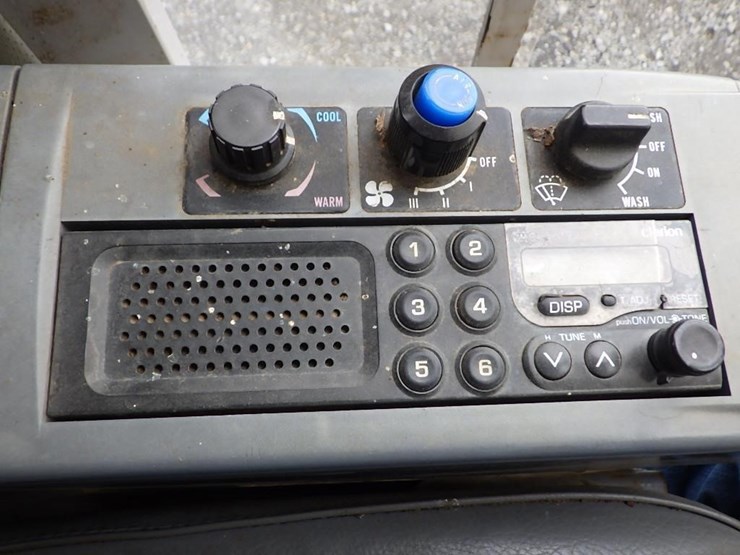 1998-kobelco-sk75-ur-hydraulic-excavator-image-45