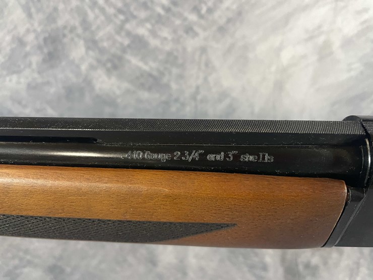 #10358-•-hatfield-gun-co-410-ga.-semi-auto-shotgun,-sn:-410a22-007262-image-13