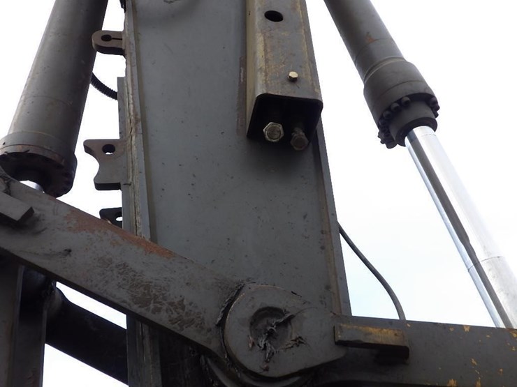 2017-deere-3754g-image-25