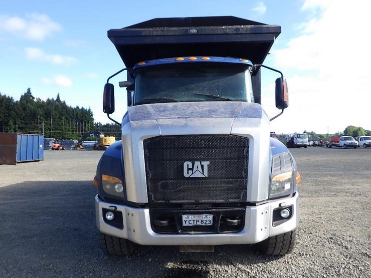 2014-caterpillar-ct660-image-2