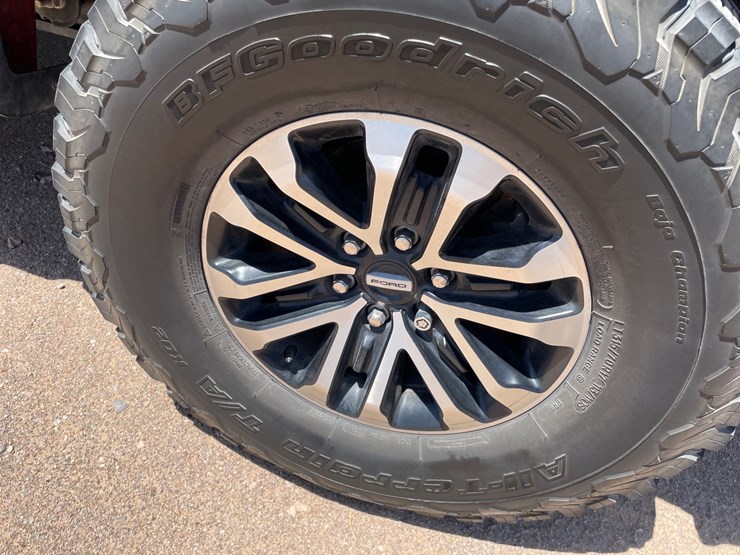 2019-ford-f150-image-14