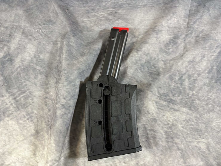 #10340-•-mossberg-715-tactical-22-lr-semi-auto-rifle,-sn:-elg3434270-image-18