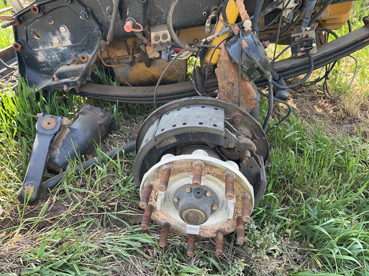 2008-caterpillar-c15-image-23