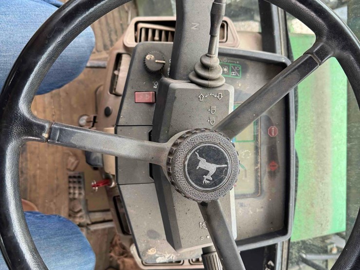 2000-john-deere-7410-image-25