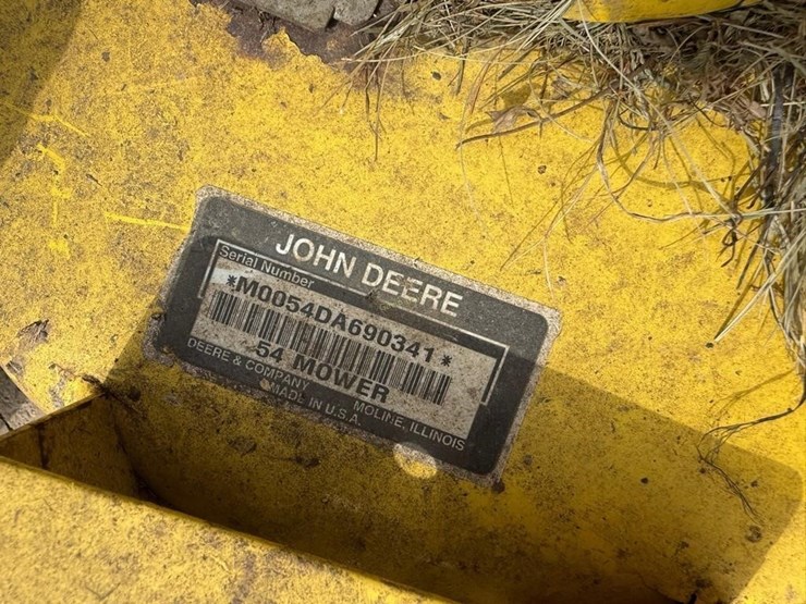 john-deere-345-image-4