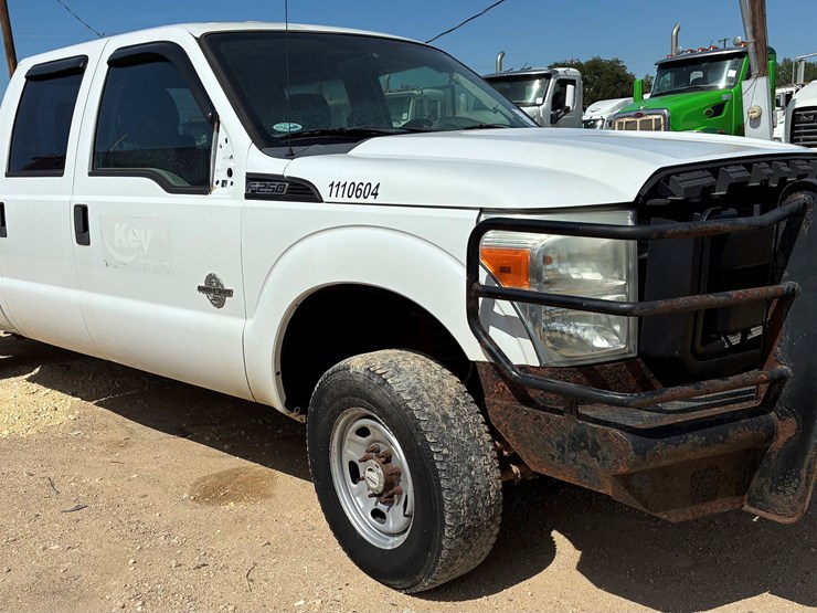 2011-ford-f250-image-3