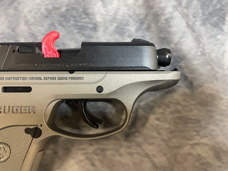 #10281-•-ruger-ec9s-9mm-luger-pistol,-sn:-461-74121-image-3