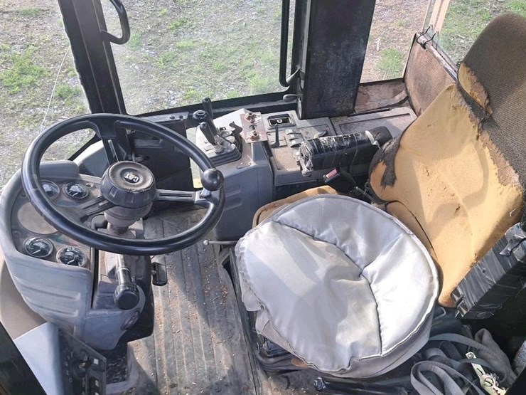 caterpillar-928g-image-13