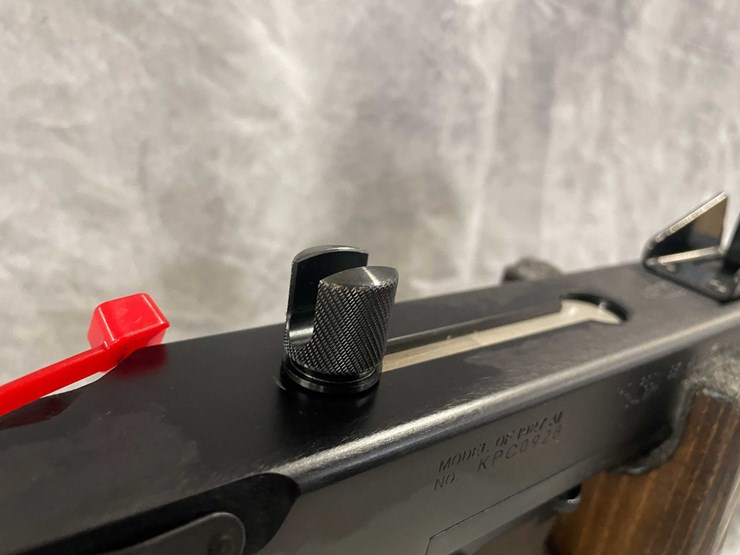 #10331-•-thompson-1927-a1-tommy-gun-deluxe-45-auto-semi-auto-rifle,-sn:-kpc0928-image-15