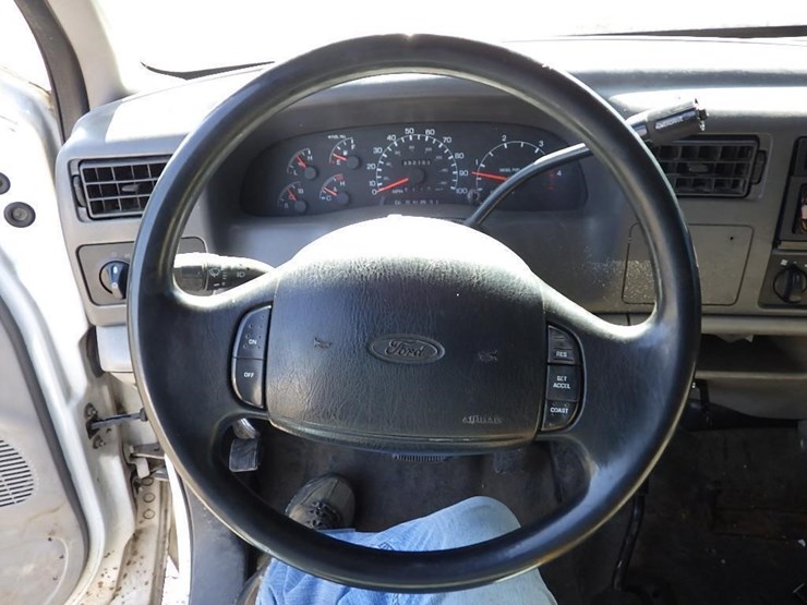 1999-ford-f250-image-29