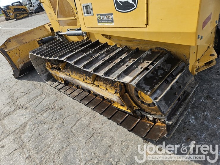 deere-450k-lgp-image-24