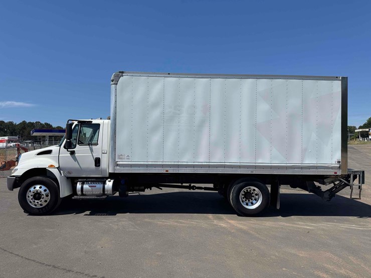 2018-international-4300-sba-image-2