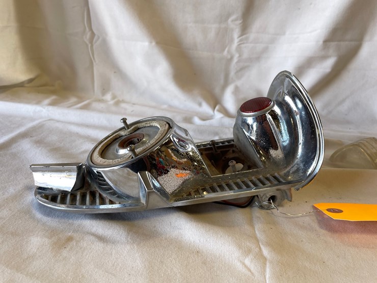 #5380-•-chevrolet-fuel-cap-door-and-tail-light-(las-cruces,-nm)-image-9