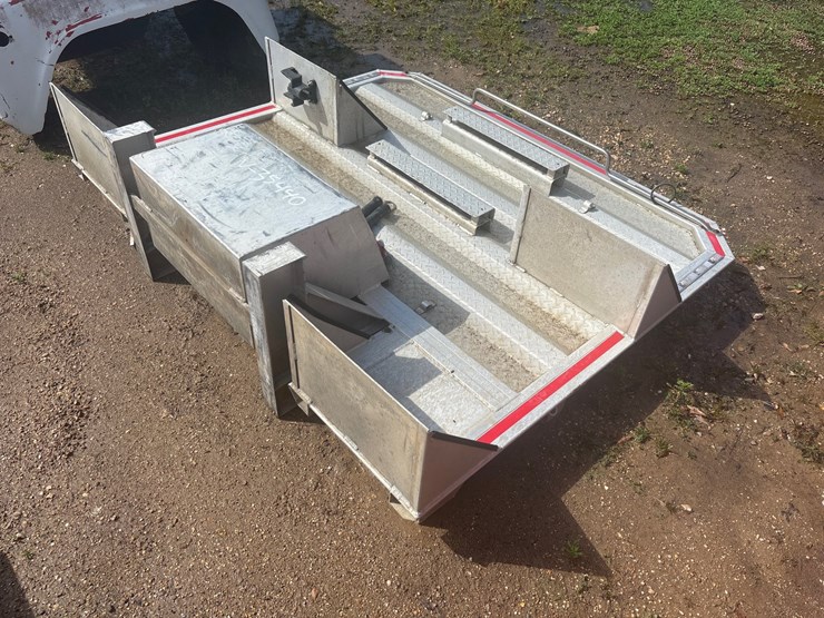 #35440-•-sturdy-lite-truck-headache-rack-image-2