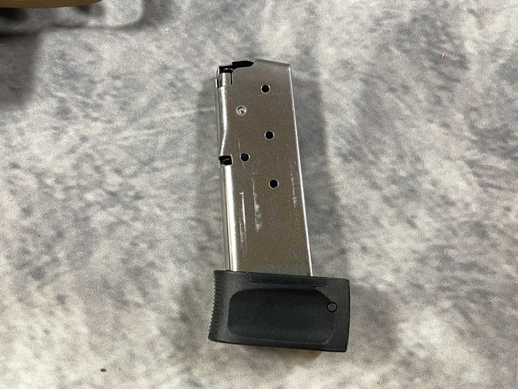 #10319-•-beretta-apx-a1-9mm-luger-pistol,-sn:-axc182204-image-14