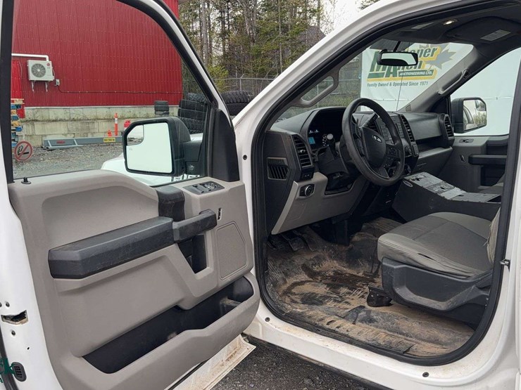 2016-ford-f150-image-11