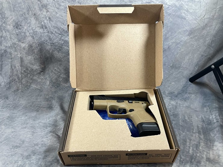 #10319-•-beretta-apx-a1-9mm-luger-pistol,-sn:-axc182204-image-15
