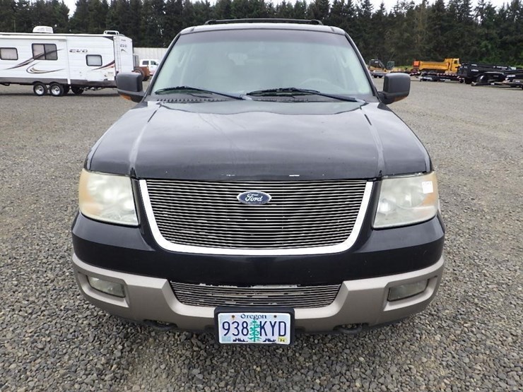 2003-ford-expedition-image-2